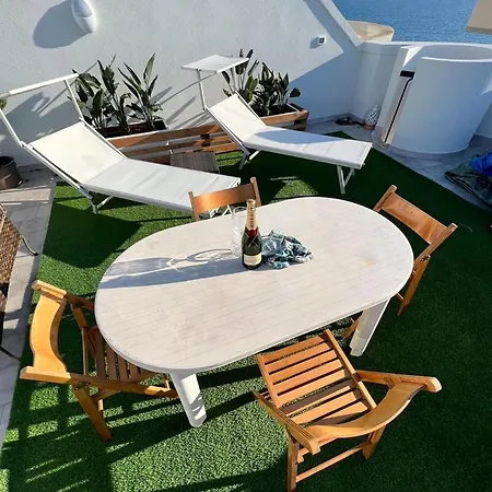 Attico Vista Mareblu * غالّيبولي