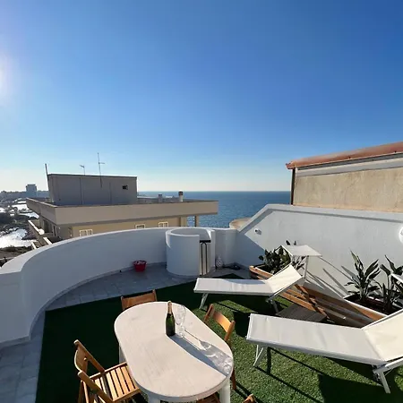 Attico Vista Mareblu Appartement